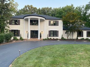 296 S Graeser Rd, Saint Louis, MO 63141