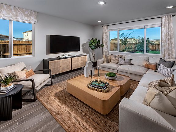 NCA_TramoreVillageAtVandenMeadows_3522_GreatRoom_530SheffordDrive_Model