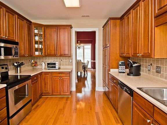5th image of 1802 Red Fox Ln