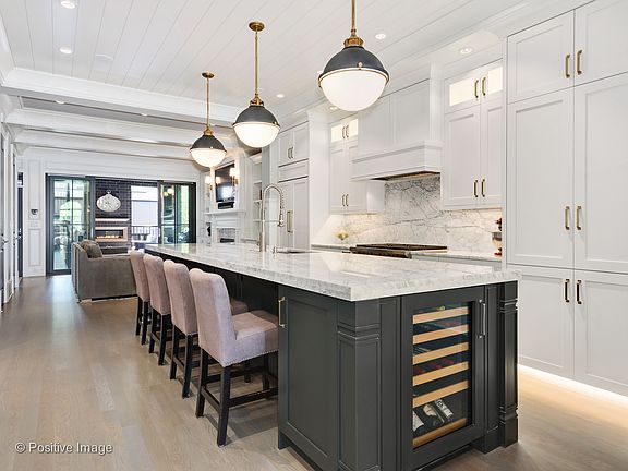 3rd image of 2641 N Mildred Ave #1