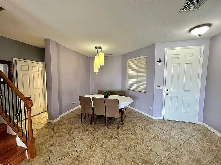 9722 Roundstone Cir — Photo 17