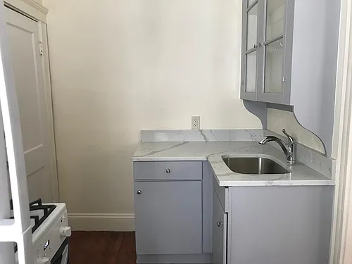 68 Washington St #9 Photo 1