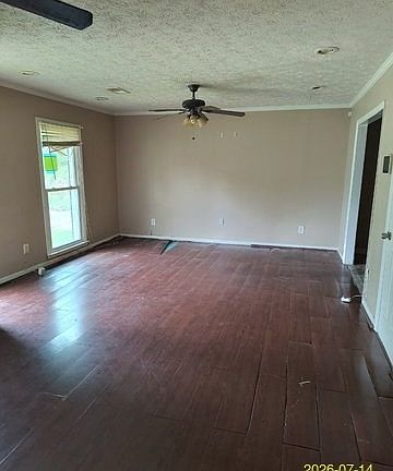 4th image of 622 Asa Dr