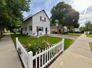 1024 8th Ave SW, Aberdeen, SD 57401