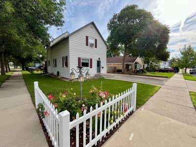 1024 8th Ave SW, Aberdeen, SD, 57401