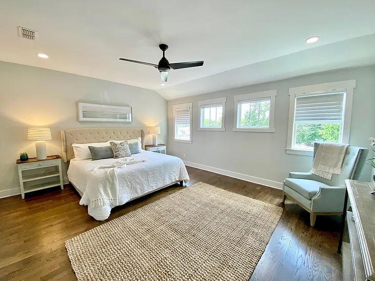 1002A Caldwell Ave — Photo 15