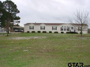 5821 W Highway 67, Omaha, TX 75571