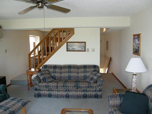 3rd image of 5632 West Ave #Twh