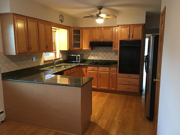 3rd image of 3549 N Orange Ave