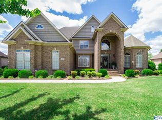 12619 Elmhurst Dr, Athens, AL 35613