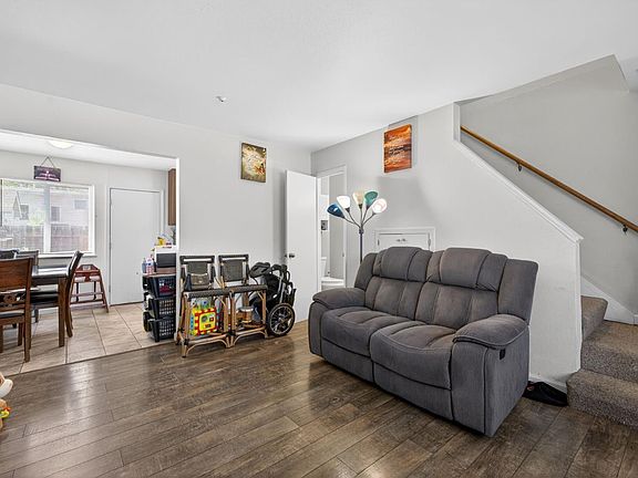 3rd image of 600 Pacific Ave #1