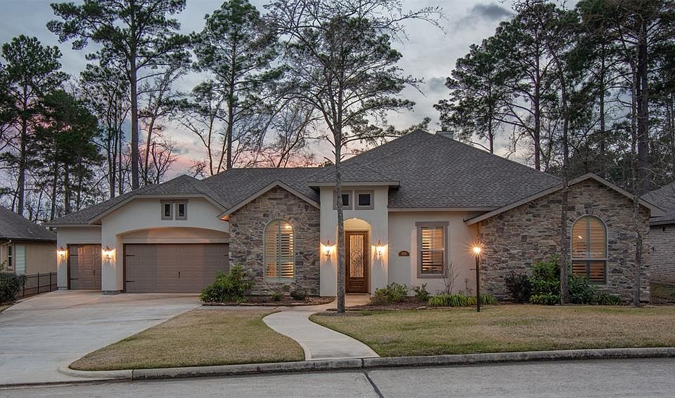 If you are looking for a stunning hard-to-find one-story newer construction in Bentwater Subdivision on an oversized home site, stop here. This home is gorgeous and ready for you to move right in.