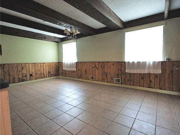 5th image of 48 Arrowhead Ln