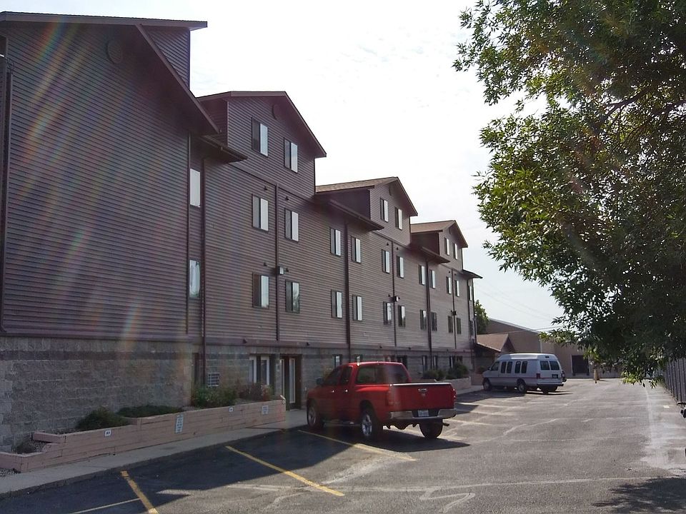 1st image of 442 1st Ave NE
