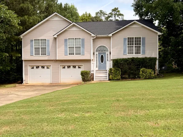 304 Oliver Ct, Douglasville, GA 30134