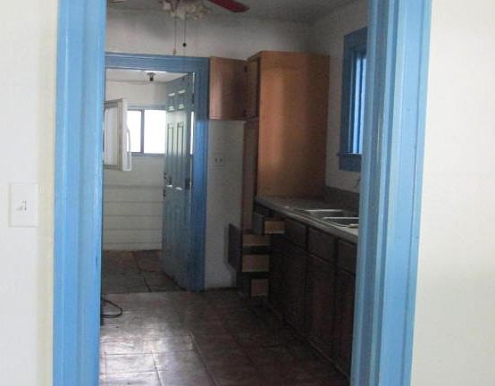 2nd image of 333 Fairview Ave