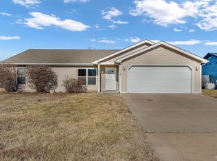 404 Walters Dr, Manhattan, KS 66502
