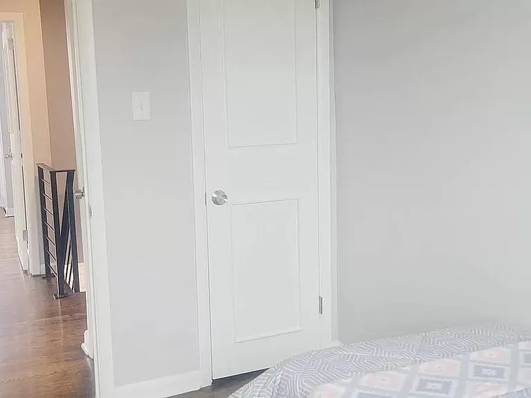 480 Kingsley St — Photo 18
