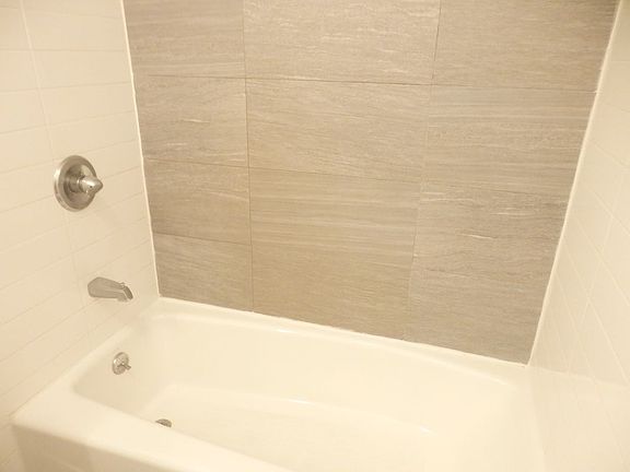5th image of 639 10th Ave APT 3C