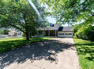 98 Caroline Dr, Ashland, KY 41101