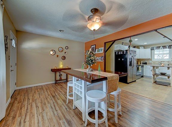 3rd image of 241 Almon Dr