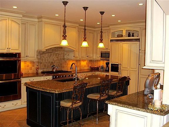 Gorgeous Custom Kitchen