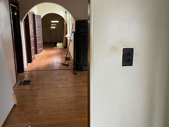 4th image of 1276 Lydia St
