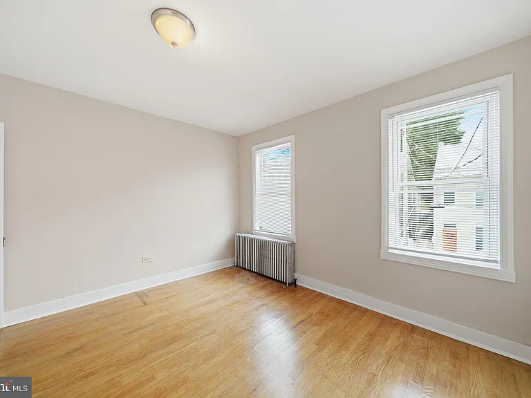 403 W South St #A — Photo 25