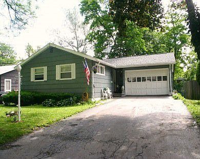 1st image of 611 Barnes Ave