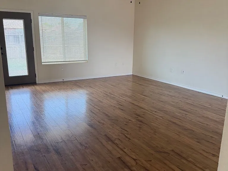 1708 College Park — Photo 12