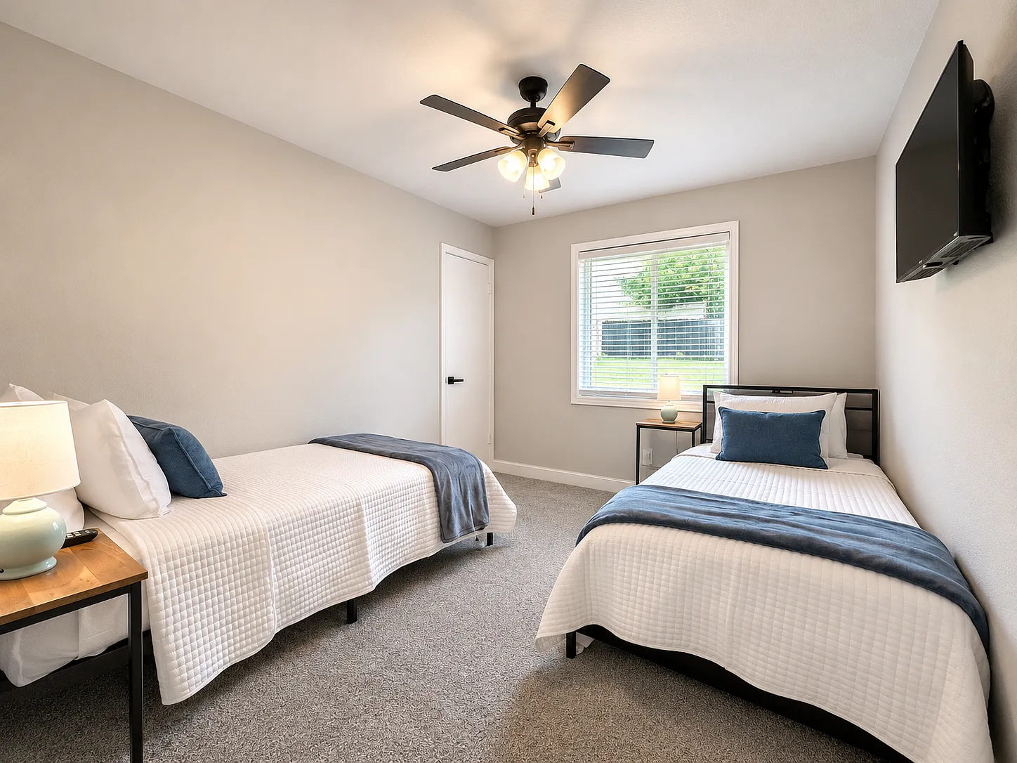 3 bed, 1232 sqft, $4,500 — Photo 4