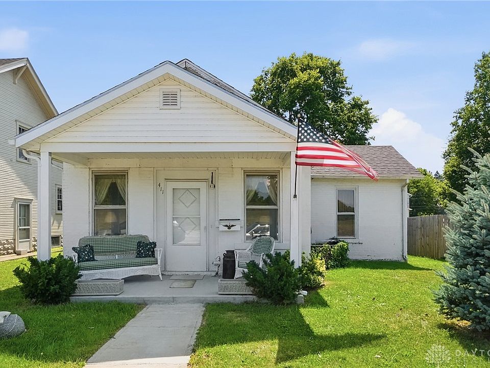 1st image of 411 Riverside Dr