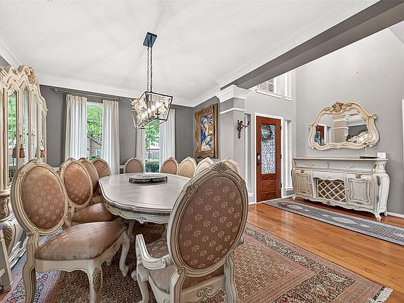 5th image of 3219 Winding Lake Way