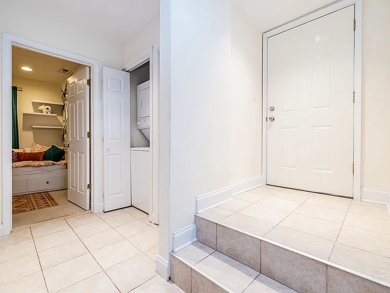3750 N Wilton Ave #2 — Photo 12