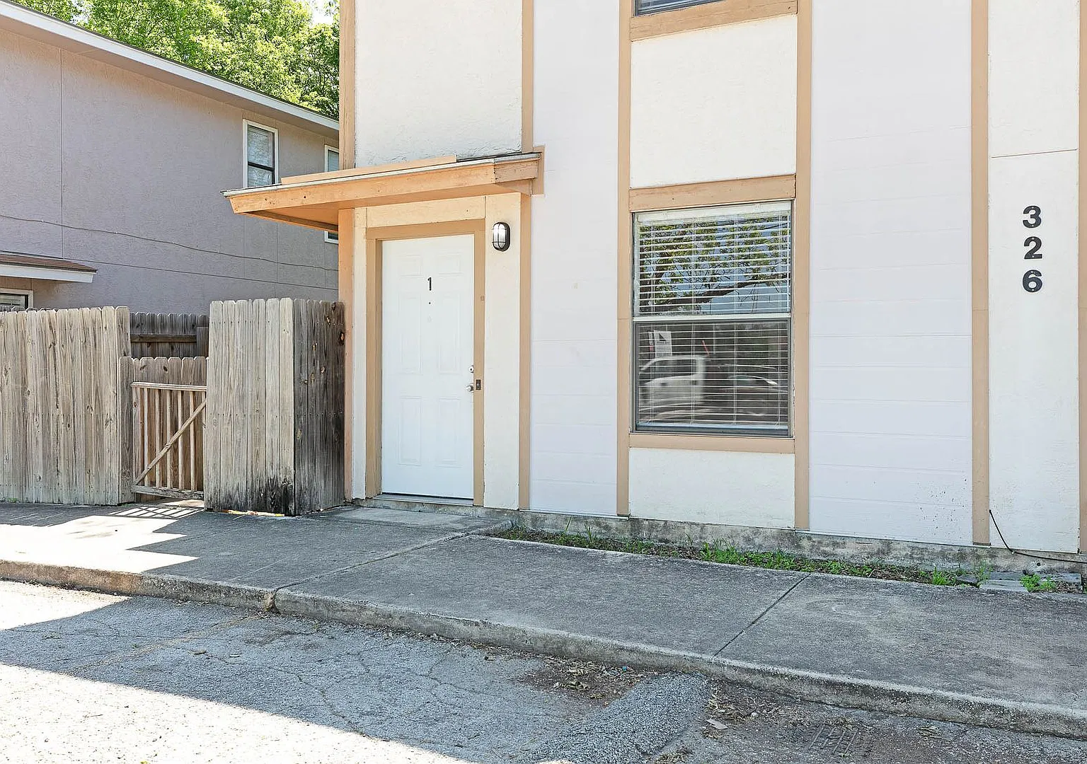 W Byrd Blvd 326 — Photo 1