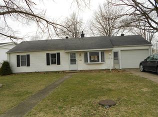1055 N Dean St, Bushnell, IL 61422