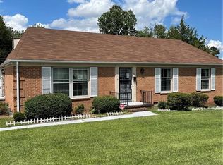 2106 Shane Dr, Greensboro, NC 27406