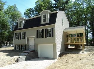 18 Libby St, Dracut, MA 01826