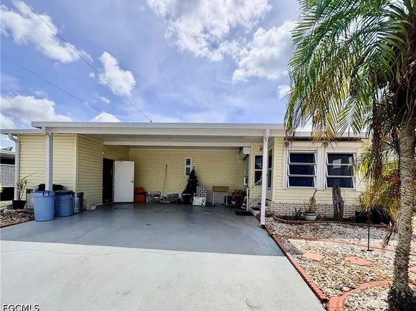 3134 Linwood Dr, North Fort Myers, FL 33917