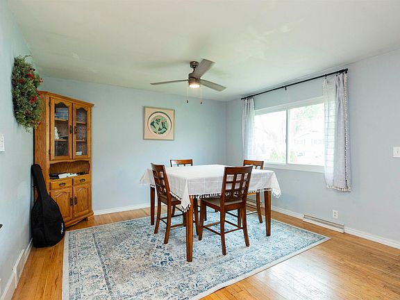 5th image of 1851 Winston Dr
