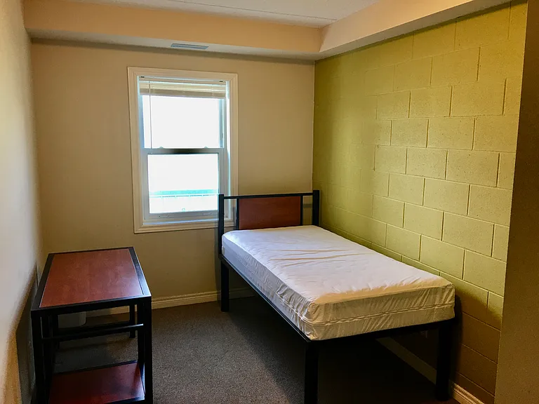 253 Lester St #302-2 — Photo 9