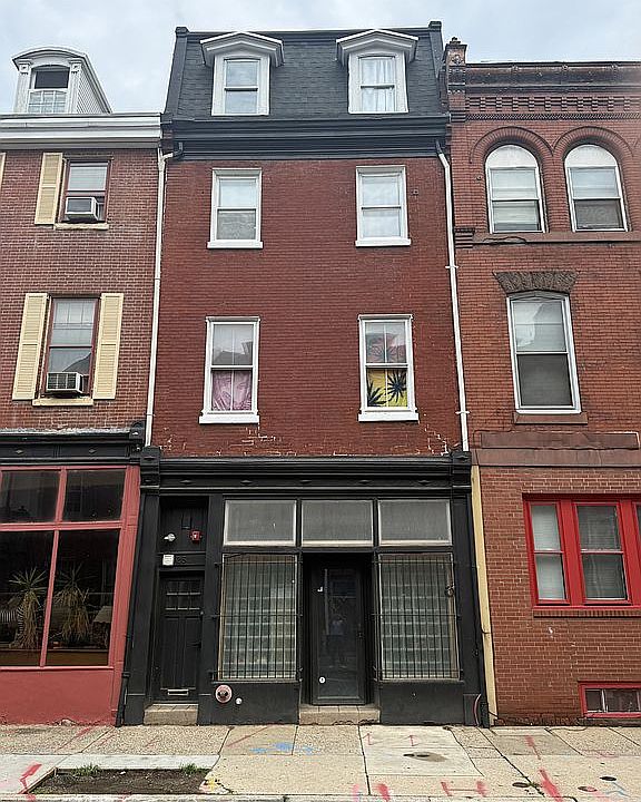 1st image of 251 S 12th St