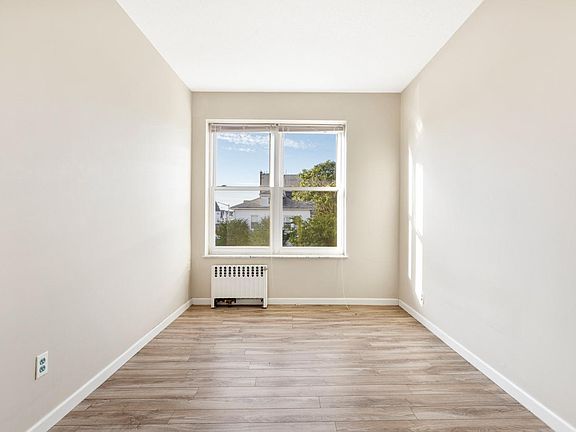 3rd image of 8435 Bay 16th St APT 3