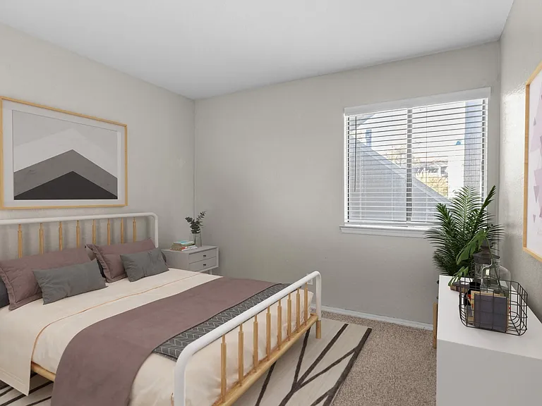 Silver Springs Apartments — Photo 7