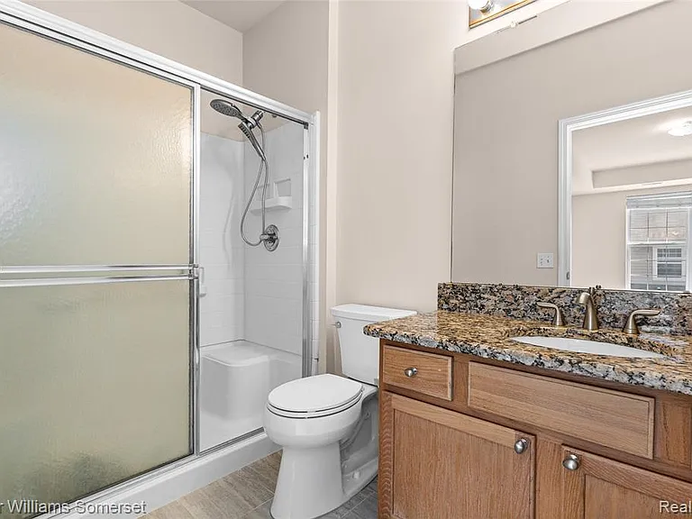 1128 Alameda Blvd — Photo 34