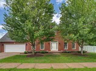 6566 Cheshire Dr, Newburgh, IN