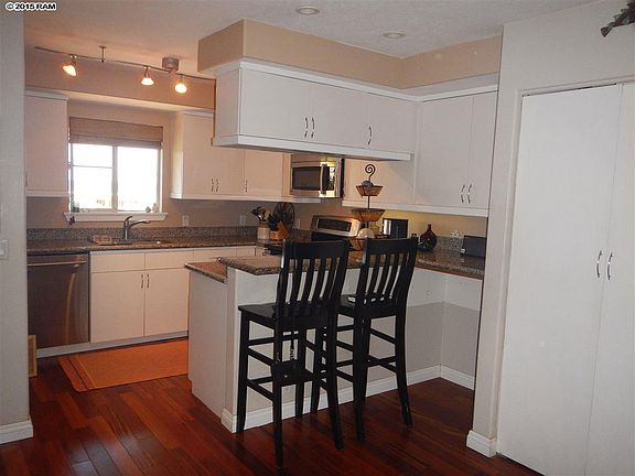 5th image of 2058 Kanoe St APT 2B
