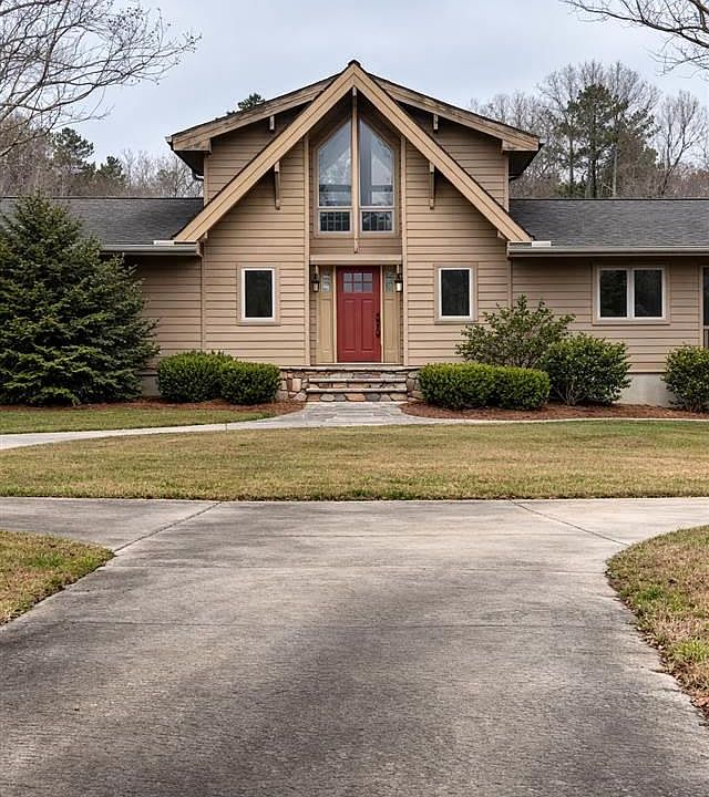 1st image of 90 Roberts Ln