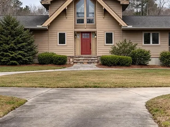 90 Roberts Ln, Salters, SC 29590