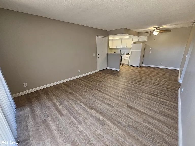 Stonewood Apartments — Photo 16